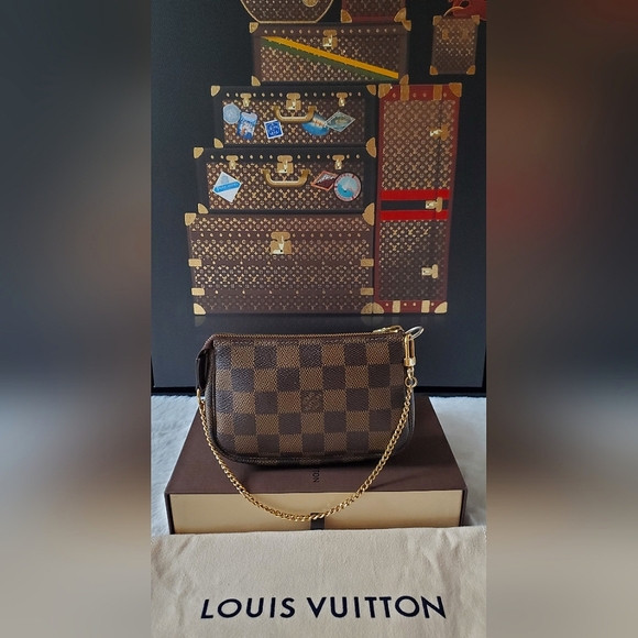 Louis Vuitton mini pochette damier ebene - Picture 3 of 16